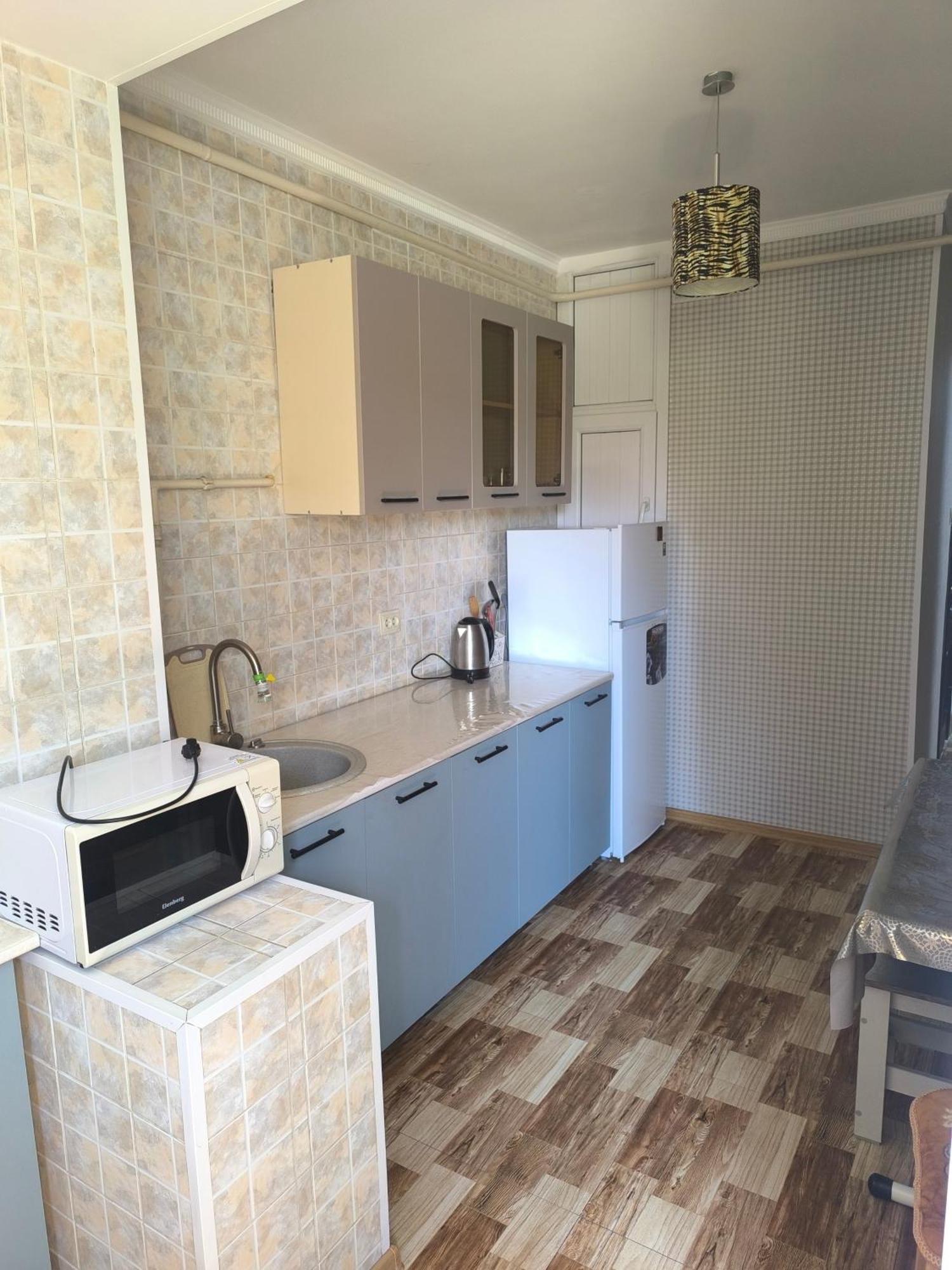 Apartment In 7 Mikrorayon 阿克套 外观 照片